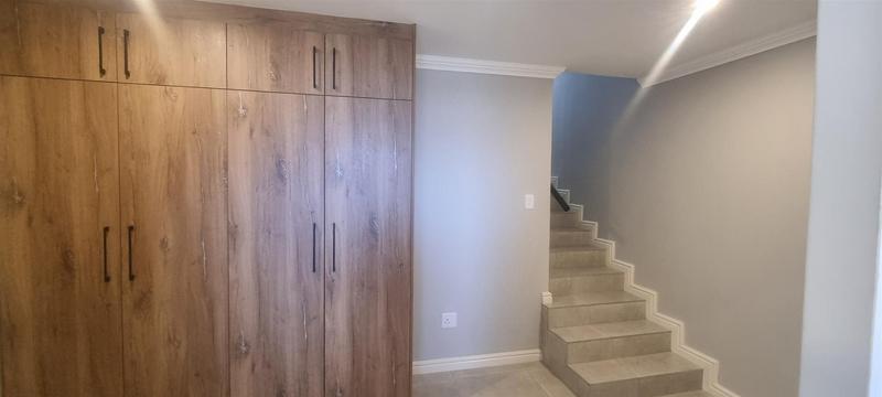 3 Bedroom Property for Sale in Fraaiuitsig Western Cape